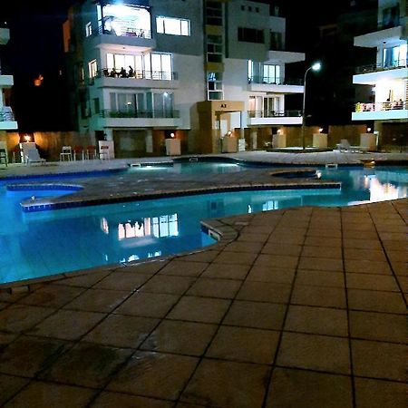 Rix Apartments كيرينيا المظهر الخارجي الصورة