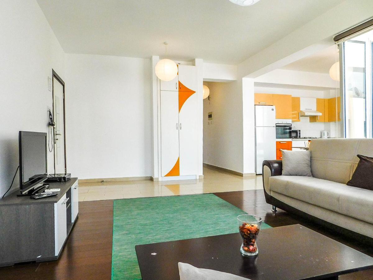 Rix Apartments كيرينيا المظهر الخارجي الصورة