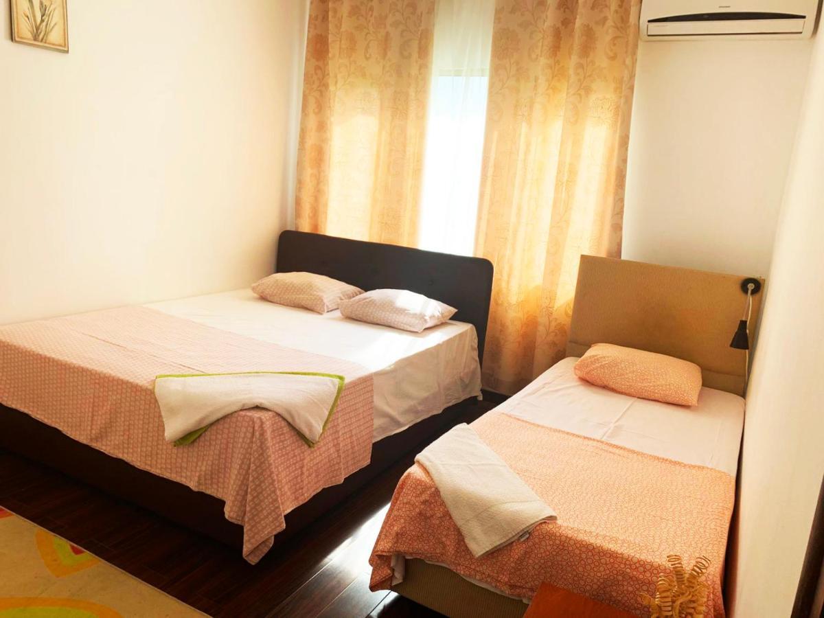 Rix Apartments كيرينيا المظهر الخارجي الصورة