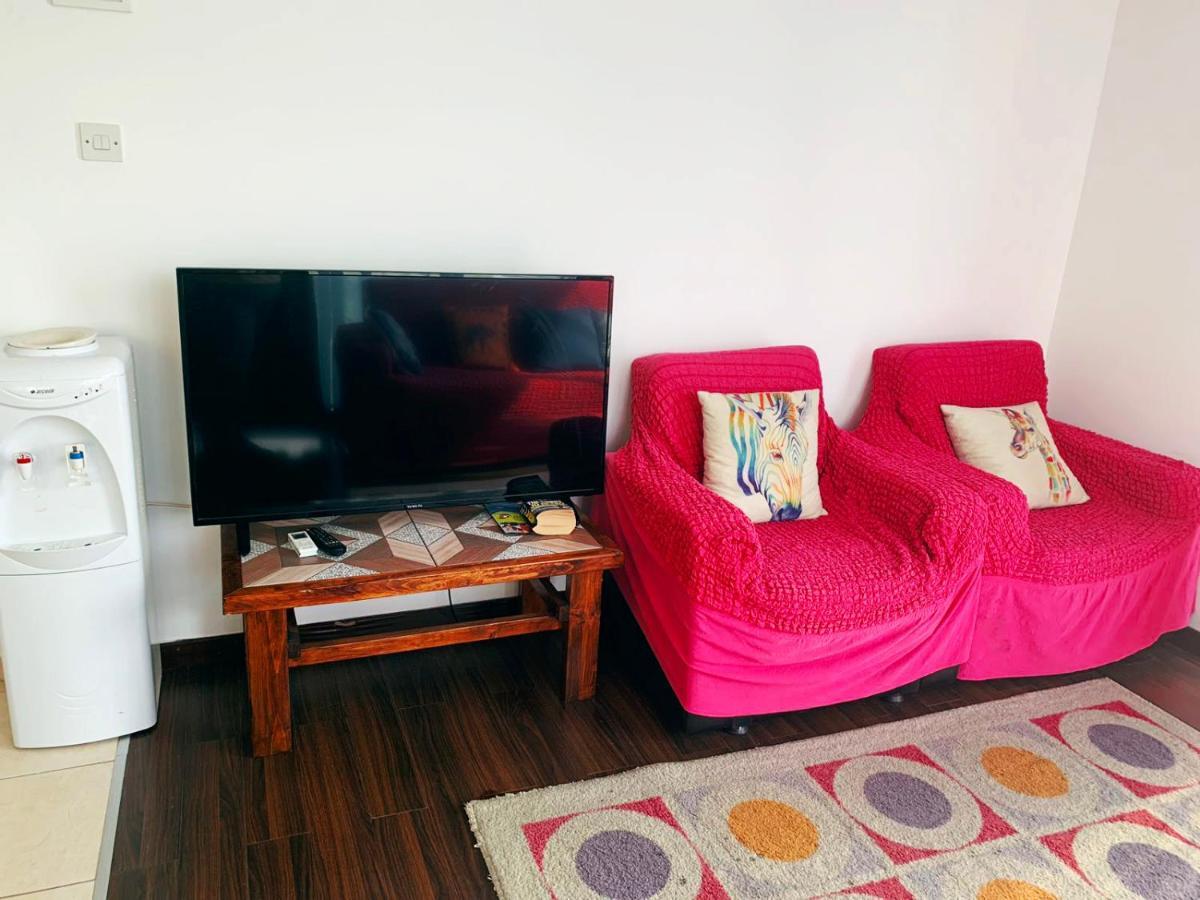 Rix Apartments كيرينيا المظهر الخارجي الصورة